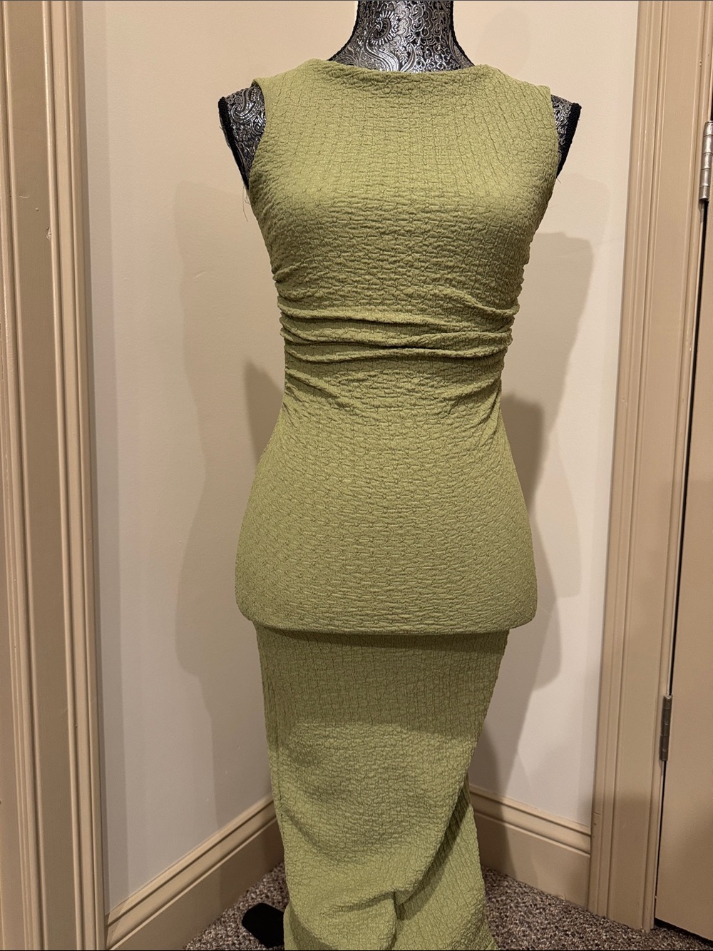 Sleeveless Textured Olive Green Sheath Dress